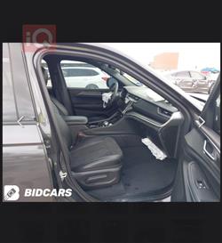 جیپ گراند شیرۆکی